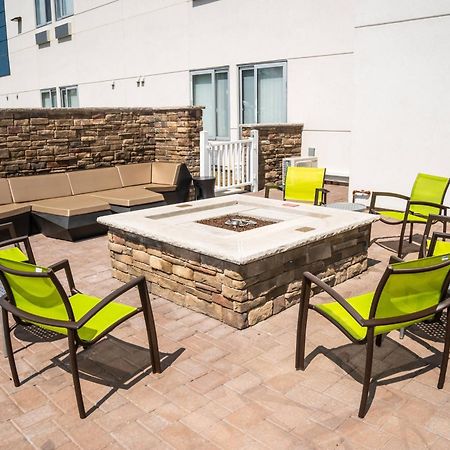 Springhill Suites By Marriott Woodbridge Exterior photo