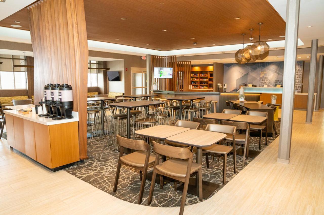 Springhill Suites By Marriott Woodbridge Exterior photo