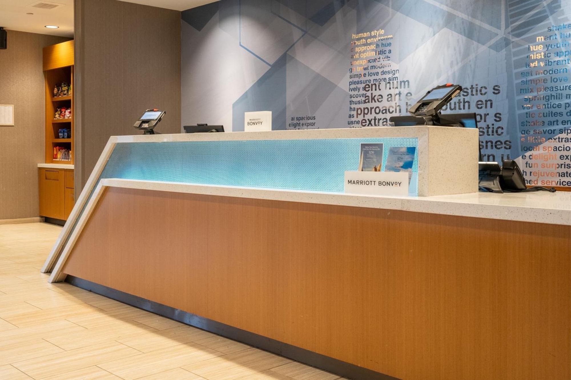 Springhill Suites By Marriott Woodbridge Exterior photo